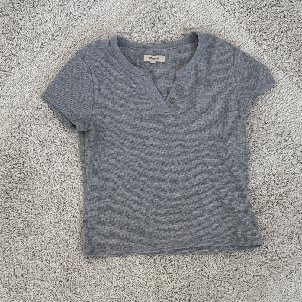 Madewell Short Sleeve Ribbed Henley Tee in Heather Gray